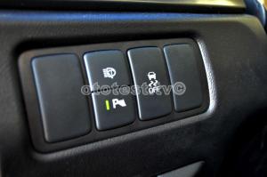 2012-Honda-Accord006