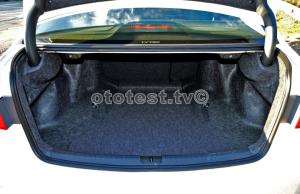 2012-Honda-Accord009