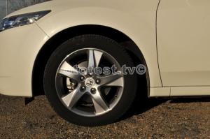 2012-Honda-Accord015
