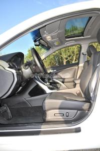 2012-Honda-Accord019
