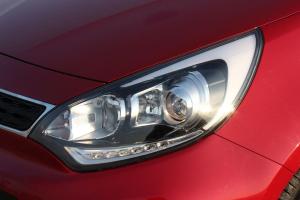 2012-Kia-Rio032