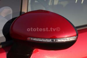 2012-Kia-Rio035