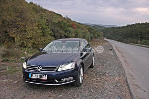 2012-VW-Passat008