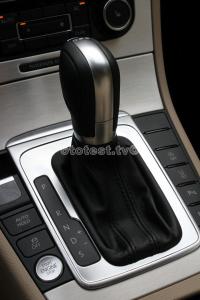 2012-VW-Passat024
